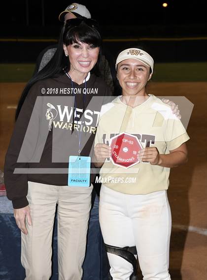 Thumbnail 3 in Redlands East Valley vs. West (CIF-SS D3 Final) photogallery.