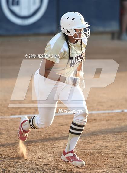 Thumbnail 2 in Redlands East Valley vs. West (CIF-SS D3 Final) photogallery.