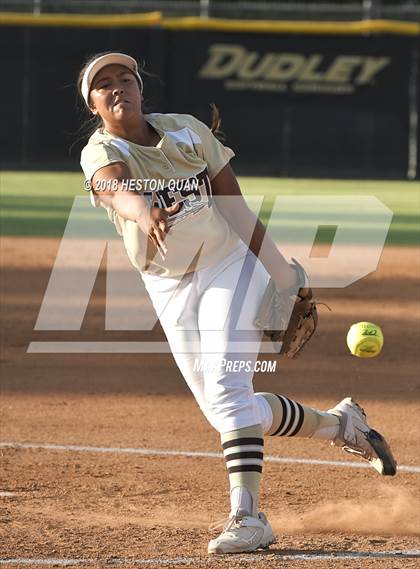 Thumbnail 2 in Redlands East Valley vs. West (CIF-SS D3 Final) photogallery.
