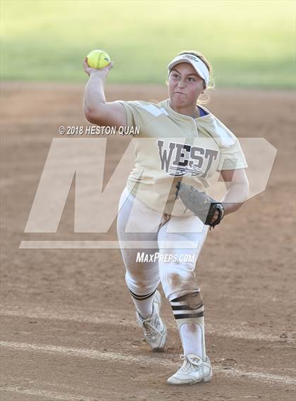 Thumbnail 2 in Redlands East Valley vs. West (CIF-SS D3 Final) photogallery.