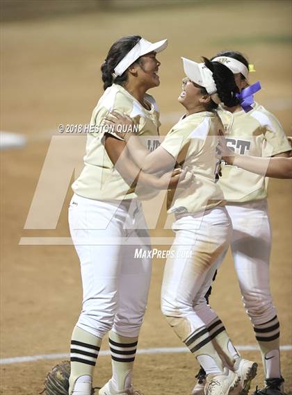 Thumbnail 1 in Redlands East Valley vs. West (CIF-SS D3 Final) photogallery.