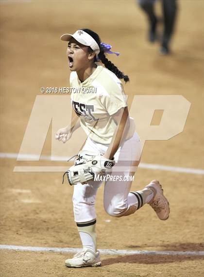 Thumbnail 3 in Redlands East Valley vs. West (CIF-SS D3 Final) photogallery.