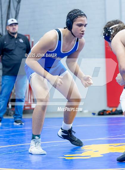 Thumbnail 2 in Lovelock Mustangs Tournament (190lbs) photogallery.