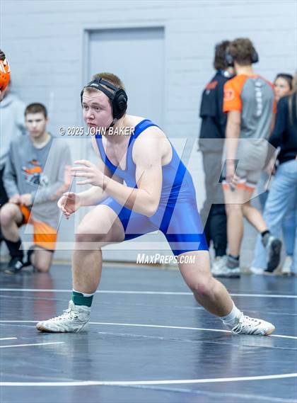 Thumbnail 3 in Lovelock Mustangs Tournament (190lbs) photogallery.