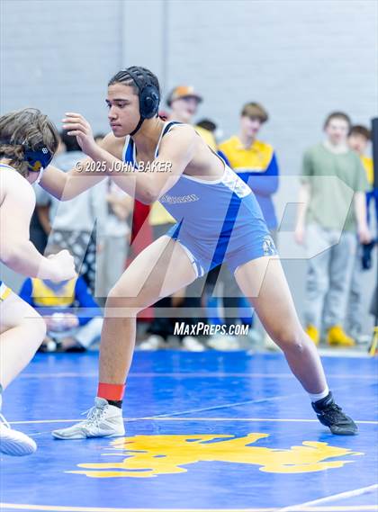 Thumbnail 2 in Lovelock Mustangs Tournament (190lbs) photogallery.