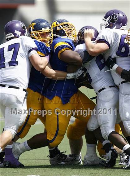 Thumbnail 3 in Pickerington Central vs. Archbishop Moeller (Skyline Chili Crosstown Showdown) photogallery.