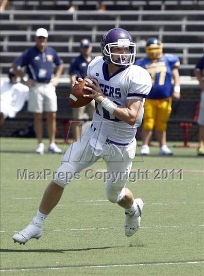 Thumbnail 2 in Pickerington Central vs. Archbishop Moeller (Skyline Chili Crosstown Showdown) photogallery.