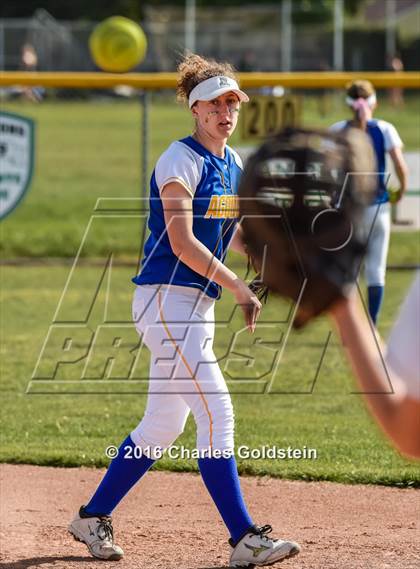 Thumbnail 2 in Agoura @ Thousand Oaks photogallery.