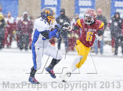 Thumbnail 3 in Brookfield vs. St. Joseph (CIAC Class M Final) photogallery.