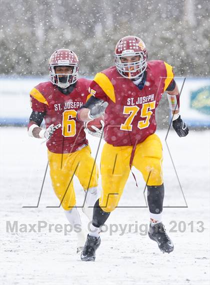 Thumbnail 3 in Brookfield vs. St. Joseph (CIAC Class M Final) photogallery.