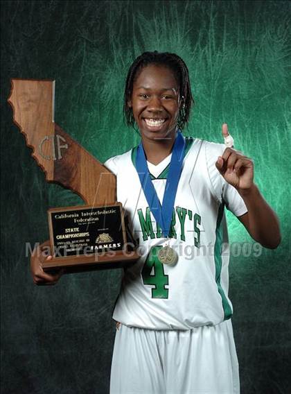 Thumbnail 2 in St. Mary's (CIF State D3 Award Photos) photogallery.