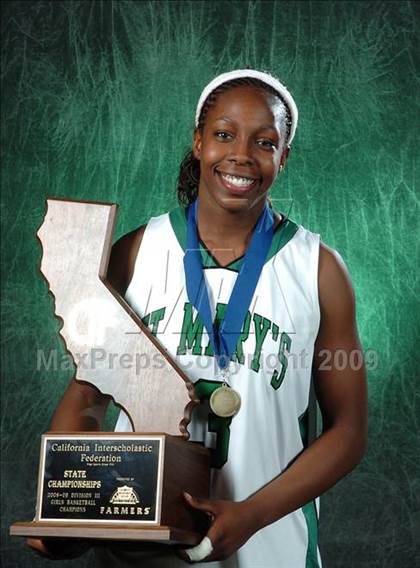 Thumbnail 2 in St. Mary's (CIF State D3 Award Photos) photogallery.