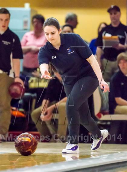 Thumbnail 2 in CIAC Bowling Championships photogallery.