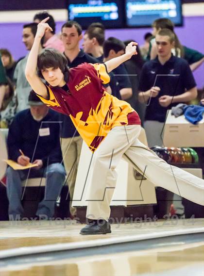 Thumbnail 1 in CIAC Bowling Championships photogallery.