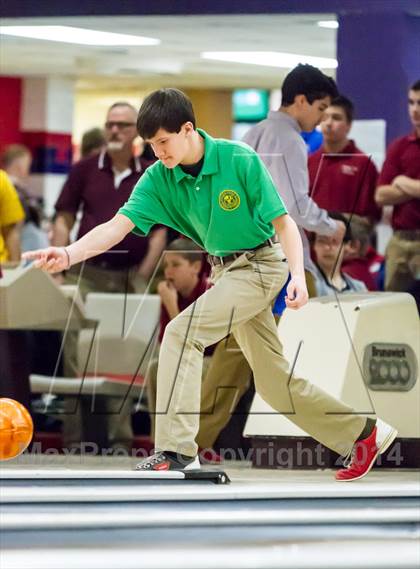 Thumbnail 3 in CIAC Bowling Championships photogallery.