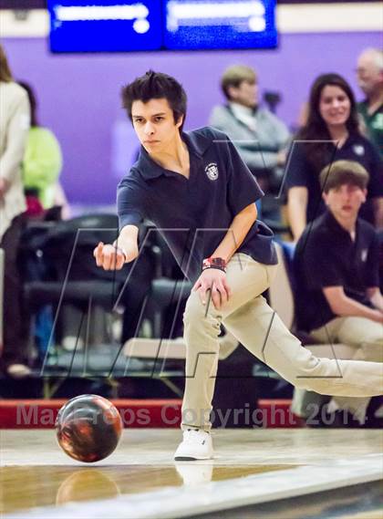 Thumbnail 1 in CIAC Bowling Championships photogallery.