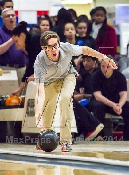 Thumbnail 3 in CIAC Bowling Championships photogallery.