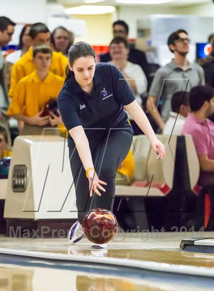 Thumbnail 3 in CIAC Bowling Championships photogallery.