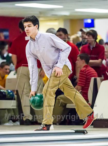 Thumbnail 2 in CIAC Bowling Championships photogallery.