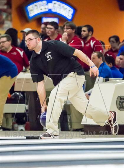 Thumbnail 3 in CIAC Bowling Championships photogallery.