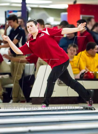 Thumbnail 2 in CIAC Bowling Championships photogallery.