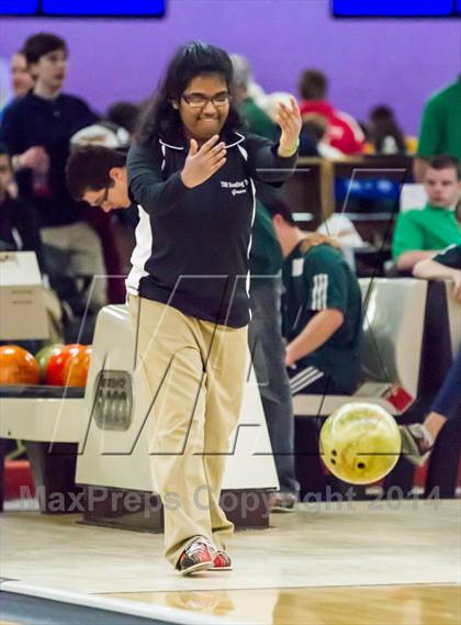 Thumbnail 1 in CIAC Bowling Championships photogallery.