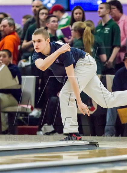 Thumbnail 3 in CIAC Bowling Championships photogallery.