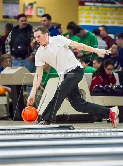 Thumbnail 3 in CIAC Bowling Championships photogallery.