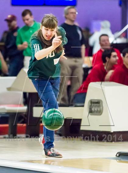 Thumbnail 2 in CIAC Bowling Championships photogallery.