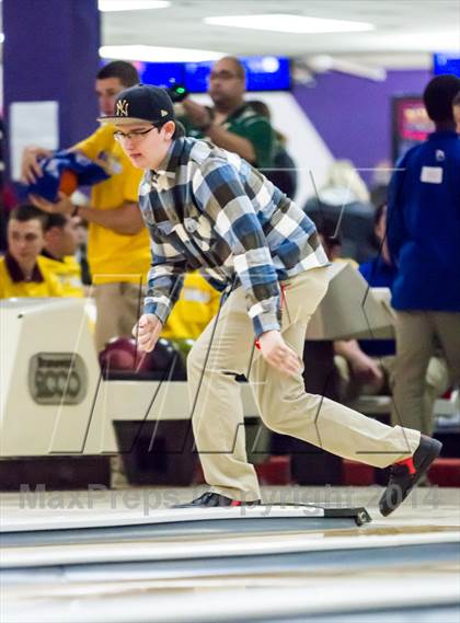 Thumbnail 3 in CIAC Bowling Championships photogallery.