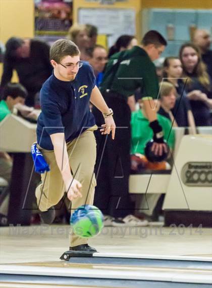 Thumbnail 1 in CIAC Bowling Championships photogallery.