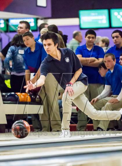 Thumbnail 3 in CIAC Bowling Championships photogallery.