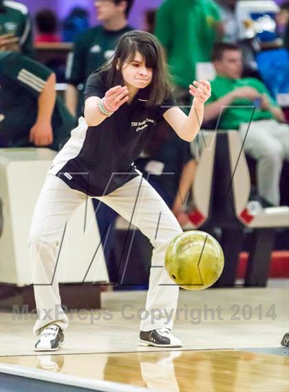 Thumbnail 2 in CIAC Bowling Championships photogallery.