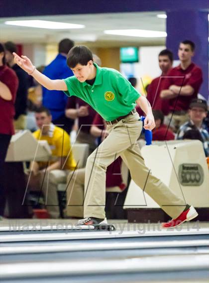 Thumbnail 2 in CIAC Bowling Championships photogallery.