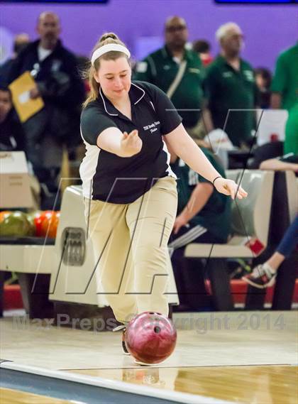 Thumbnail 3 in CIAC Bowling Championships photogallery.