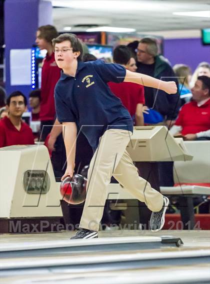 Thumbnail 1 in CIAC Bowling Championships photogallery.