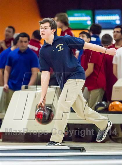 Thumbnail 3 in CIAC Bowling Championships photogallery.