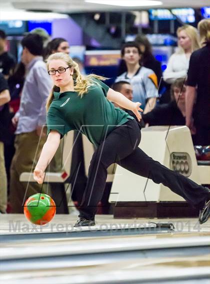 Thumbnail 3 in CIAC Bowling Championships photogallery.