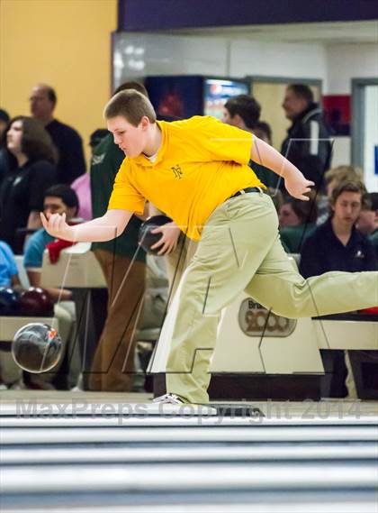 Thumbnail 1 in CIAC Bowling Championships photogallery.
