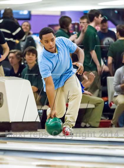 Thumbnail 1 in CIAC Bowling Championships photogallery.