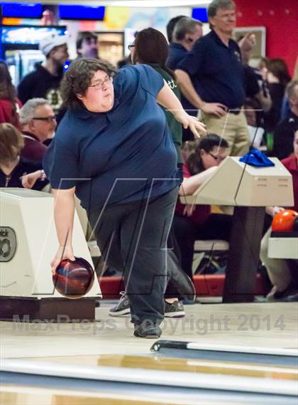 Thumbnail 1 in CIAC Bowling Championships photogallery.