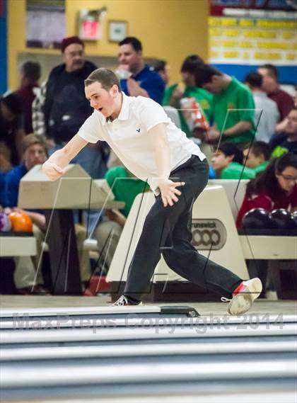Thumbnail 1 in CIAC Bowling Championships photogallery.