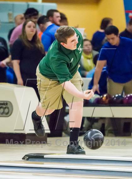 Thumbnail 3 in CIAC Bowling Championships photogallery.