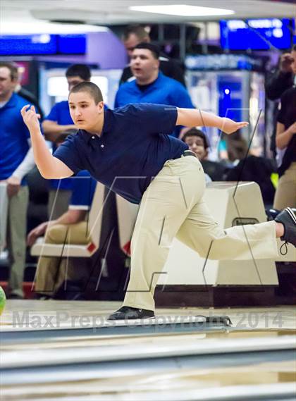 Thumbnail 1 in CIAC Bowling Championships photogallery.