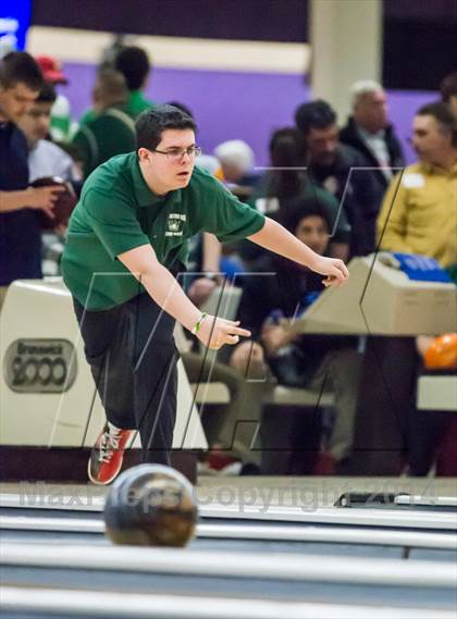 Thumbnail 2 in CIAC Bowling Championships photogallery.