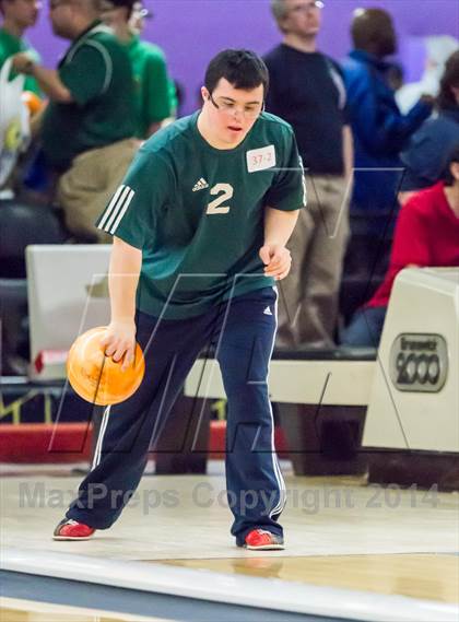 Thumbnail 1 in CIAC Bowling Championships photogallery.