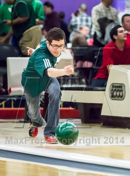 Thumbnail 3 in CIAC Bowling Championships photogallery.