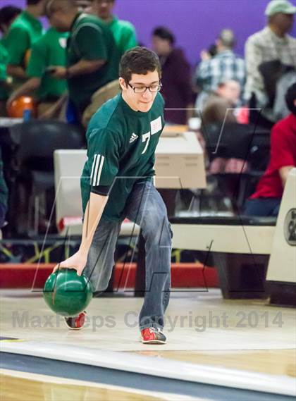 Thumbnail 2 in CIAC Bowling Championships photogallery.