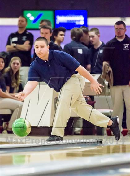 Thumbnail 3 in CIAC Bowling Championships photogallery.