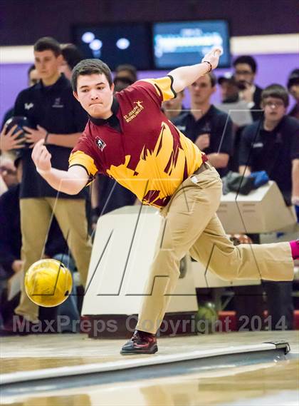 Thumbnail 3 in CIAC Bowling Championships photogallery.